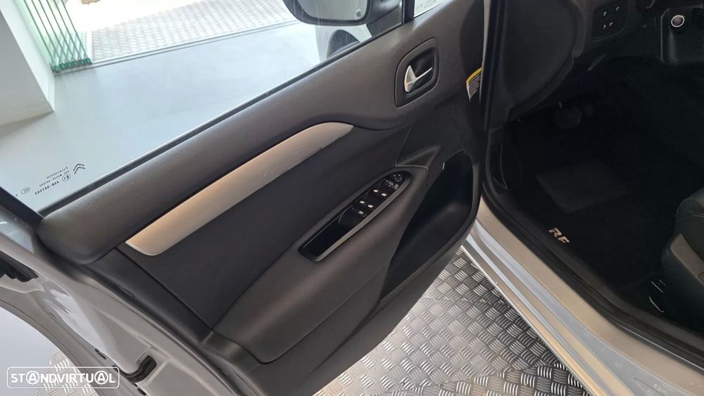 Citroën C4 1.6 e-HDi Exclusive CMP6 - 32