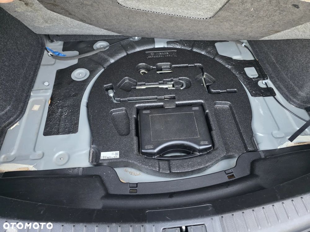 Mazda 3 2.0 MZR DISI Edition - 11