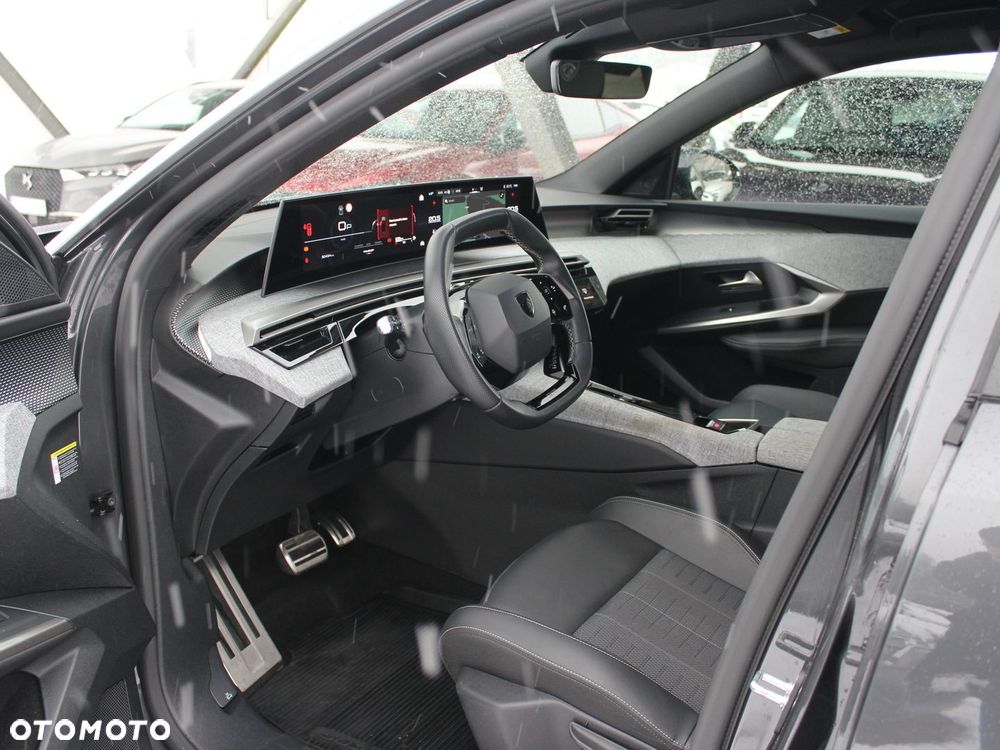 Peugeot 5008 1.2 PureTech mHEV GT S&S e-DCS6 - 13