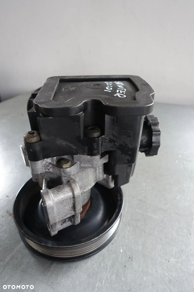 POMPA WSPOMAGANIA SPRINTER 901 2.2 CDI 120bar 00-06r. - 2