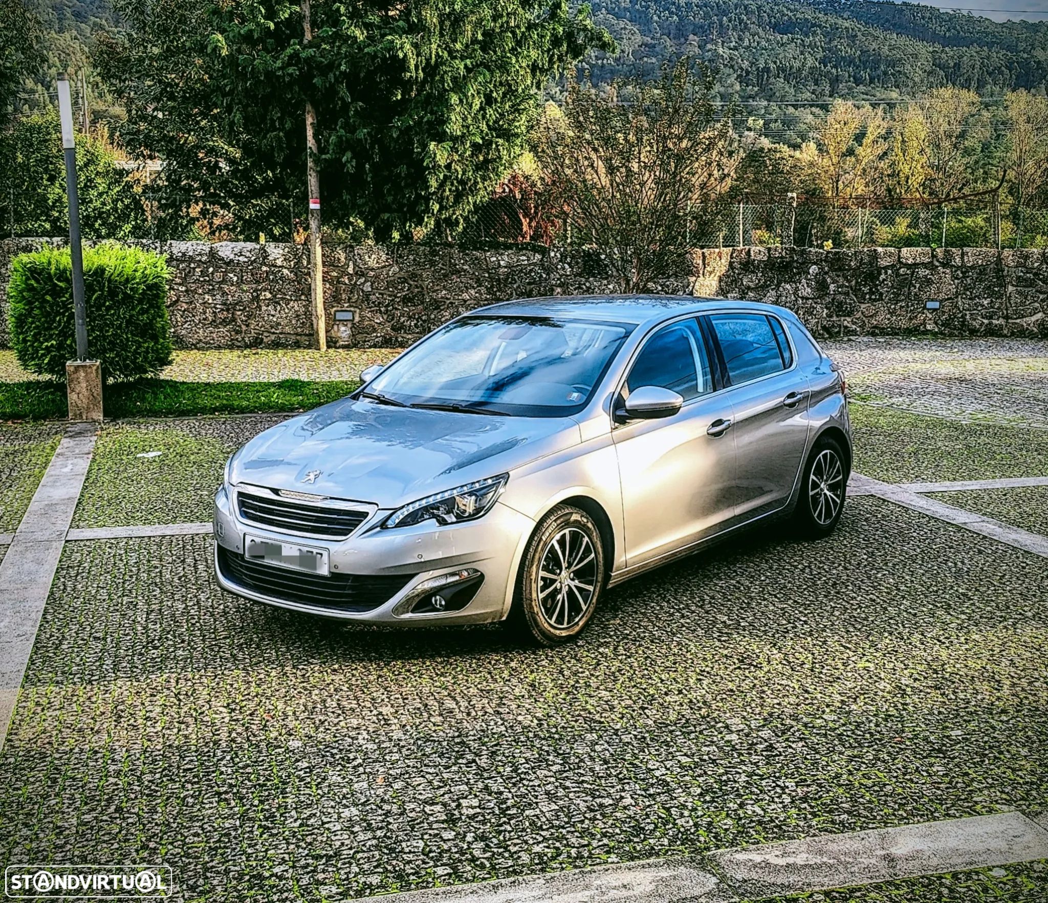 Peugeot 308 1.2 PureTech Allure Full LED EAT8 - 1