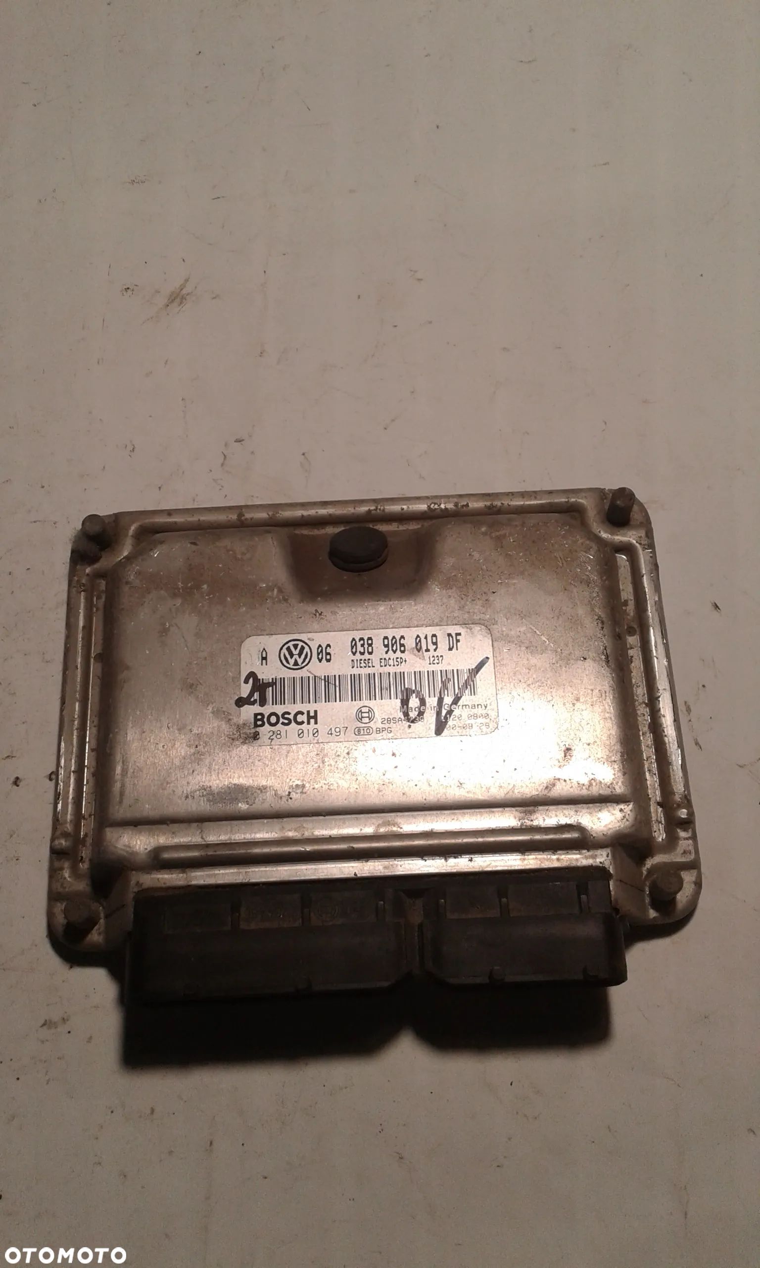STEROWNIK SILNIKA VOLKSWAGEN GOLF IV 038906019DF 0281010497 - 1