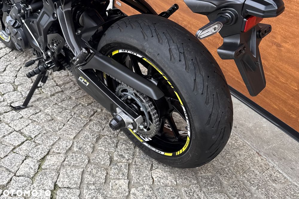 Yamaha MT - 26