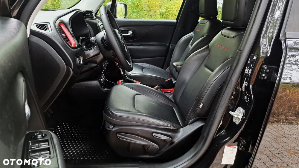 Jeep Renegade - 14