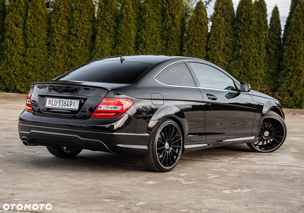 Mercedes-Benz Klasa C 200 7G-TRONIC Edition - 11