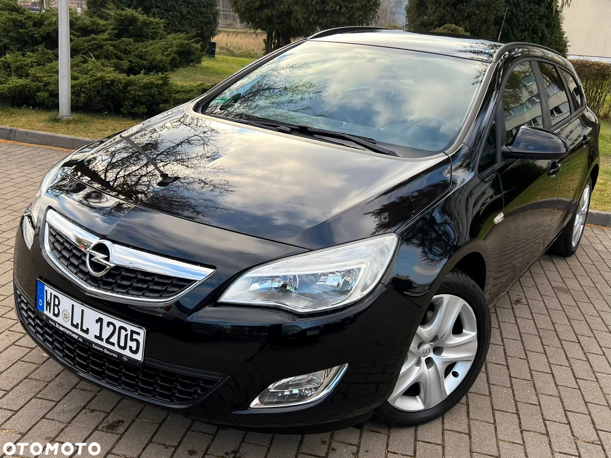 Opel Astra 1.4 Turbo Cosmo - 2