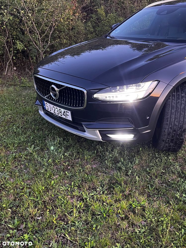 Volvo V90 Cross Country D5 SCR AWD - 32