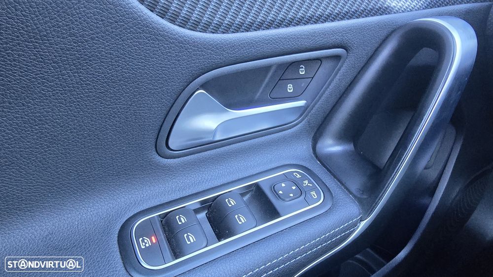 Mercedes-Benz A 250 e Progressive - 13