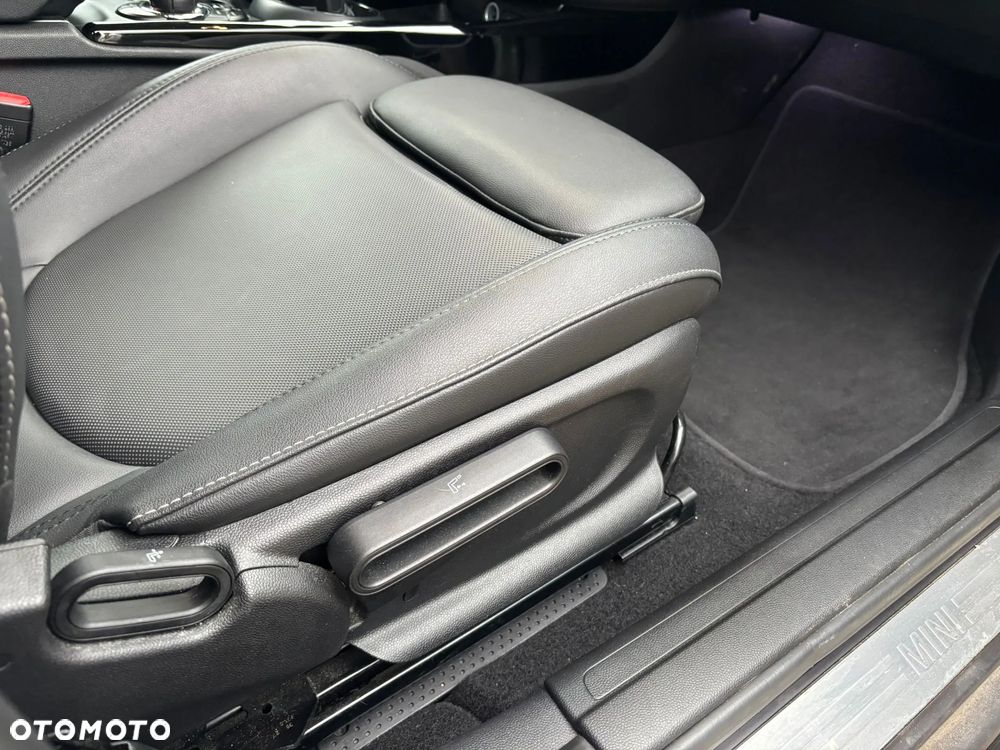 MINI Clubman Cooper - 17