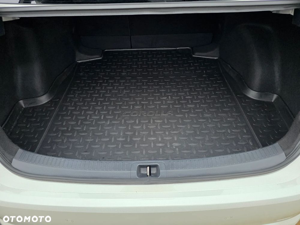 Toyota Corolla 1.8 Hybrid Comfort - 20