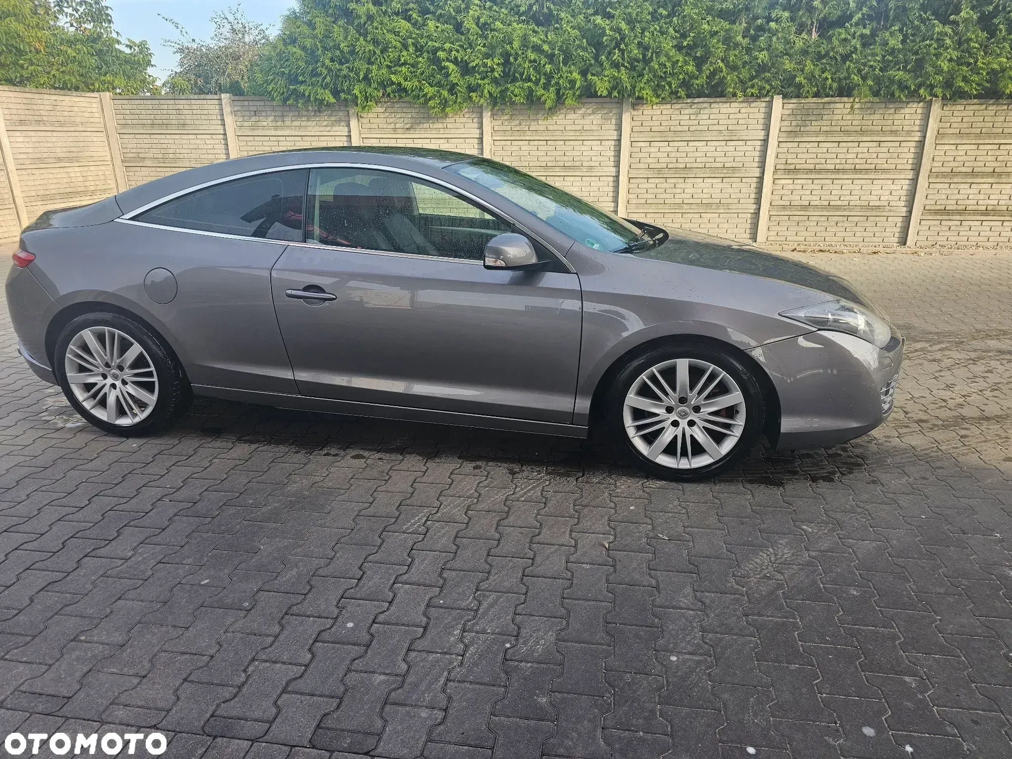 Renault Laguna Coupe TCe205 GT - 19