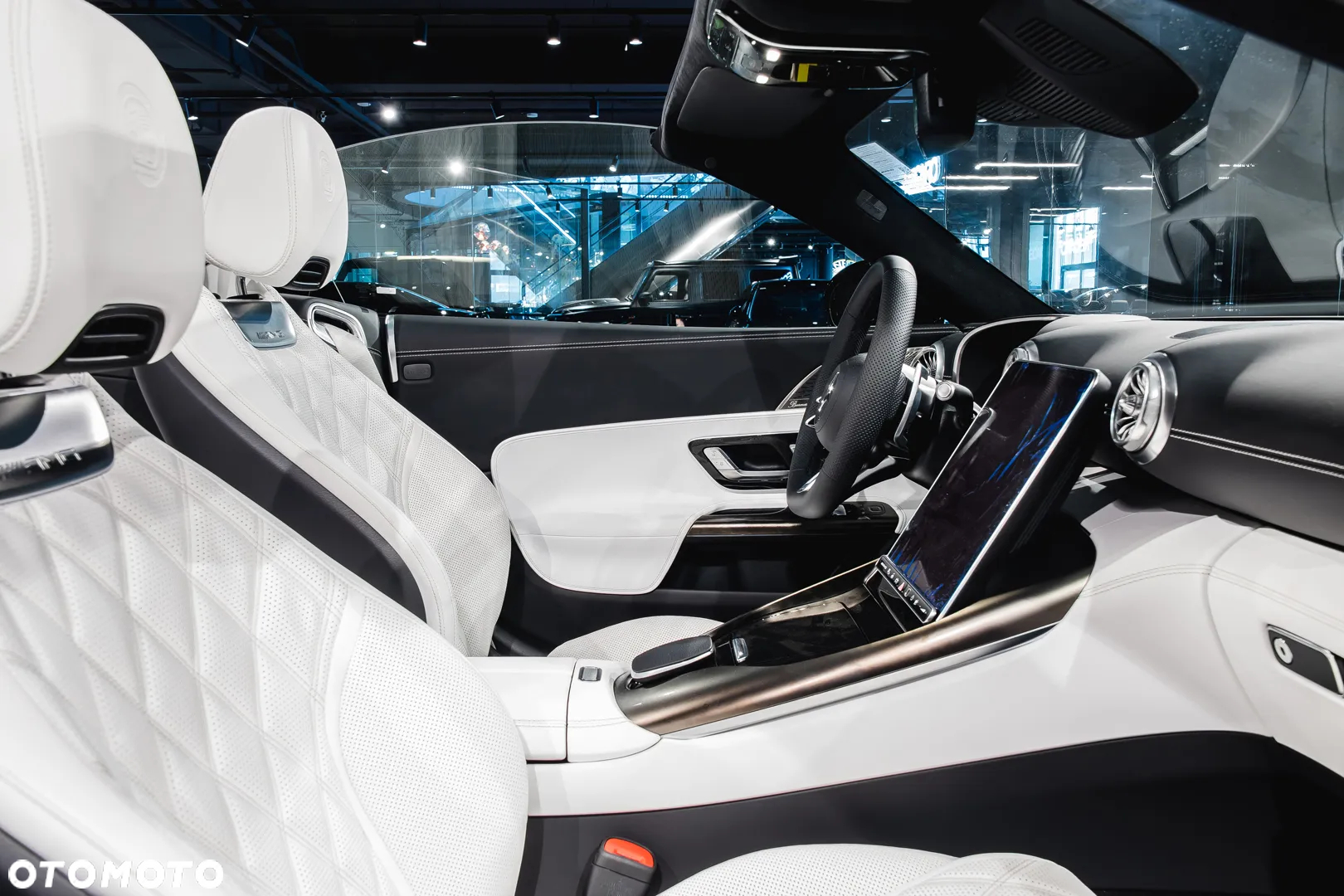 Mercedes-Benz SL AMG 63 4-Matic+ - 12