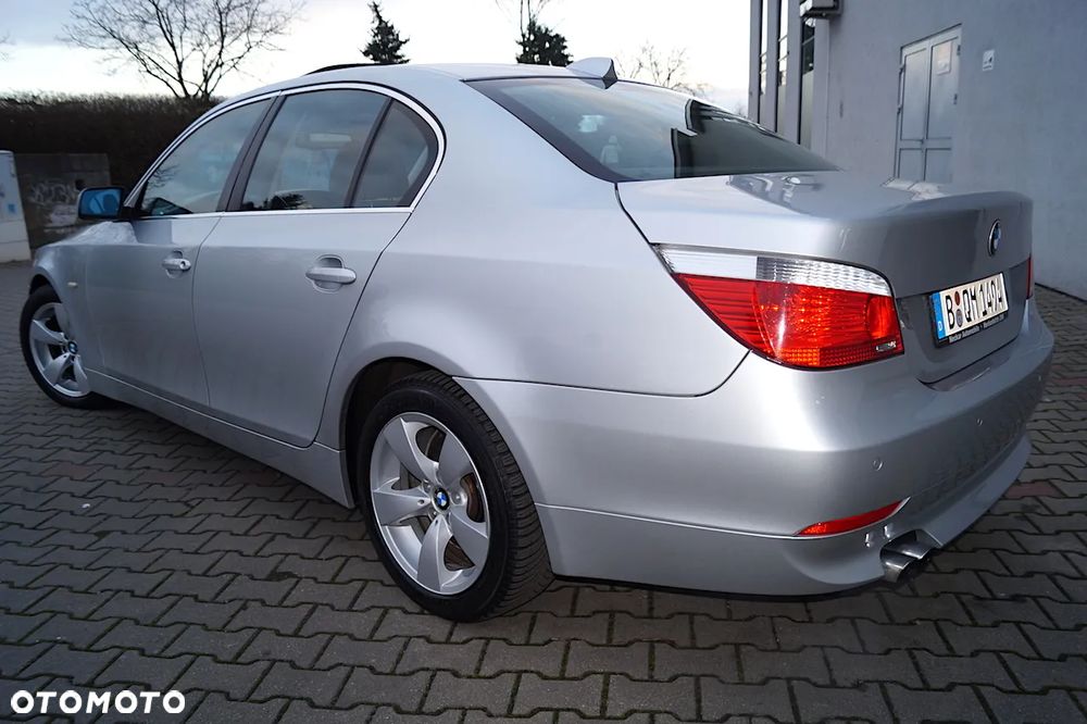 BMW Seria 5 525i - 13