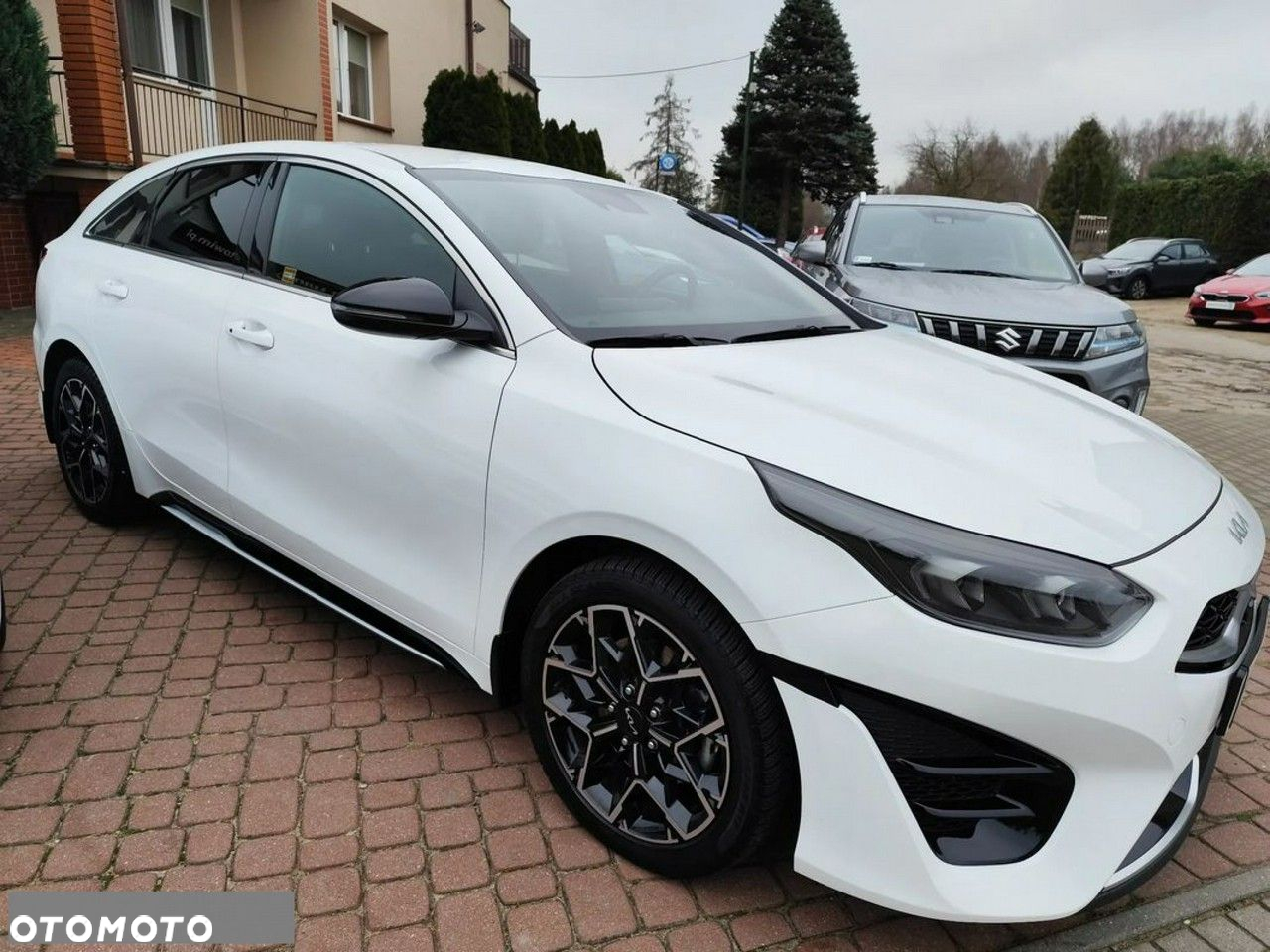 Kia ProCeed - 10