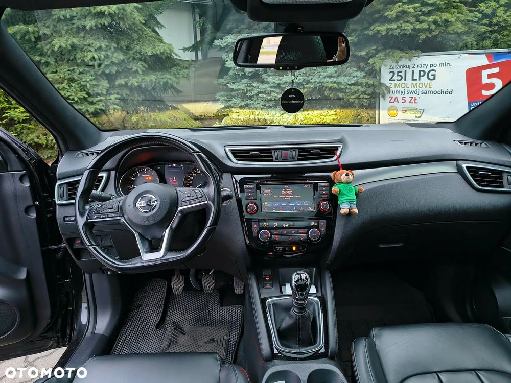 Nissan Qashqai 1.3 DIG-T Tekna+ - 17
