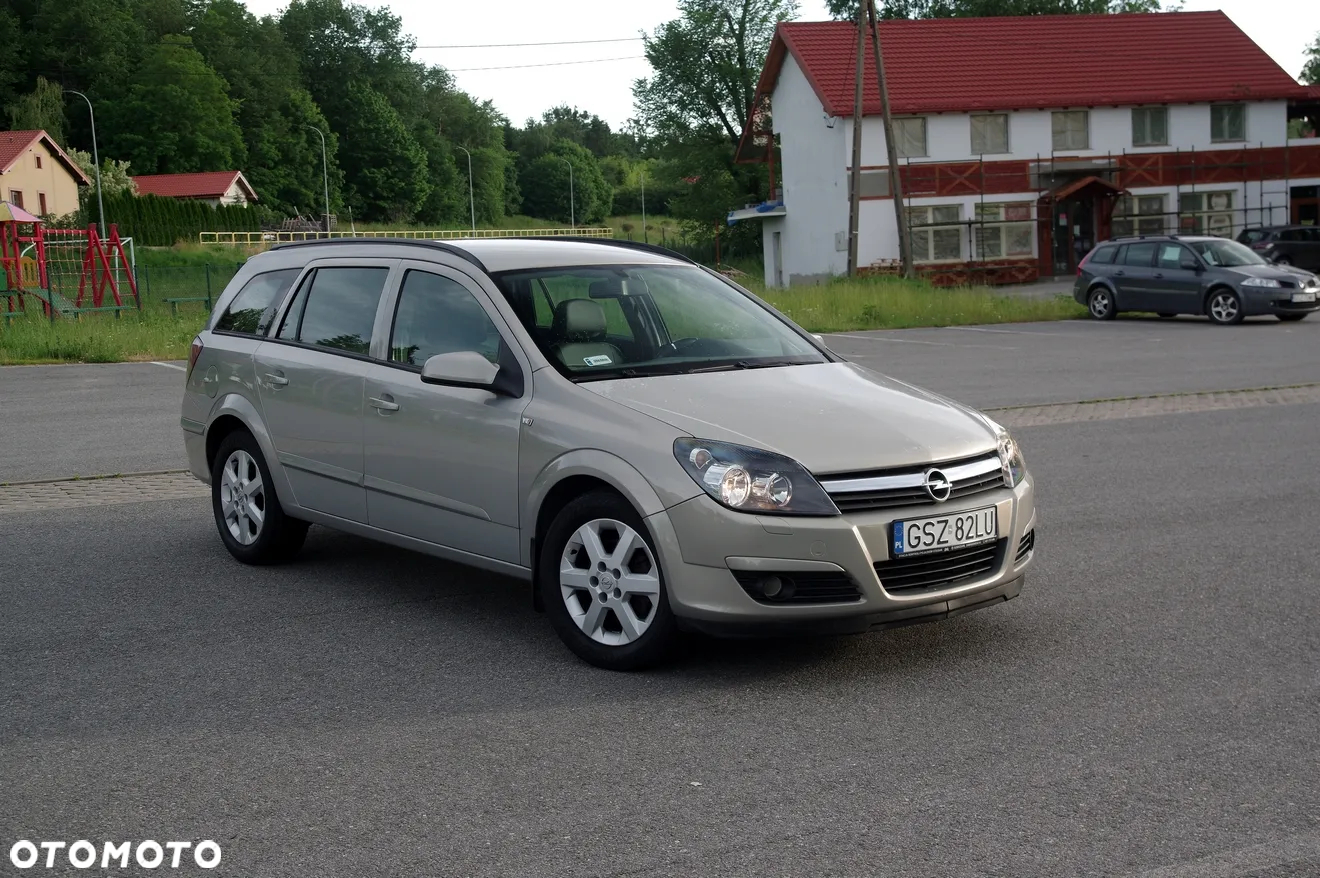 Opel Astra 1.6 Caravan Enjoy - 3