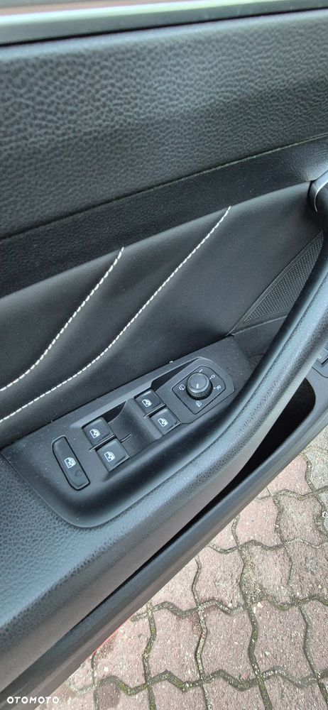 Volkswagen Passat 2.0 TDI EVO Business DSG - 16