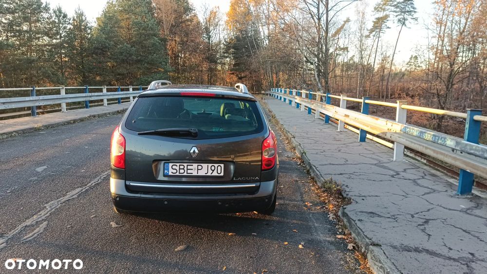 Renault Laguna - 8