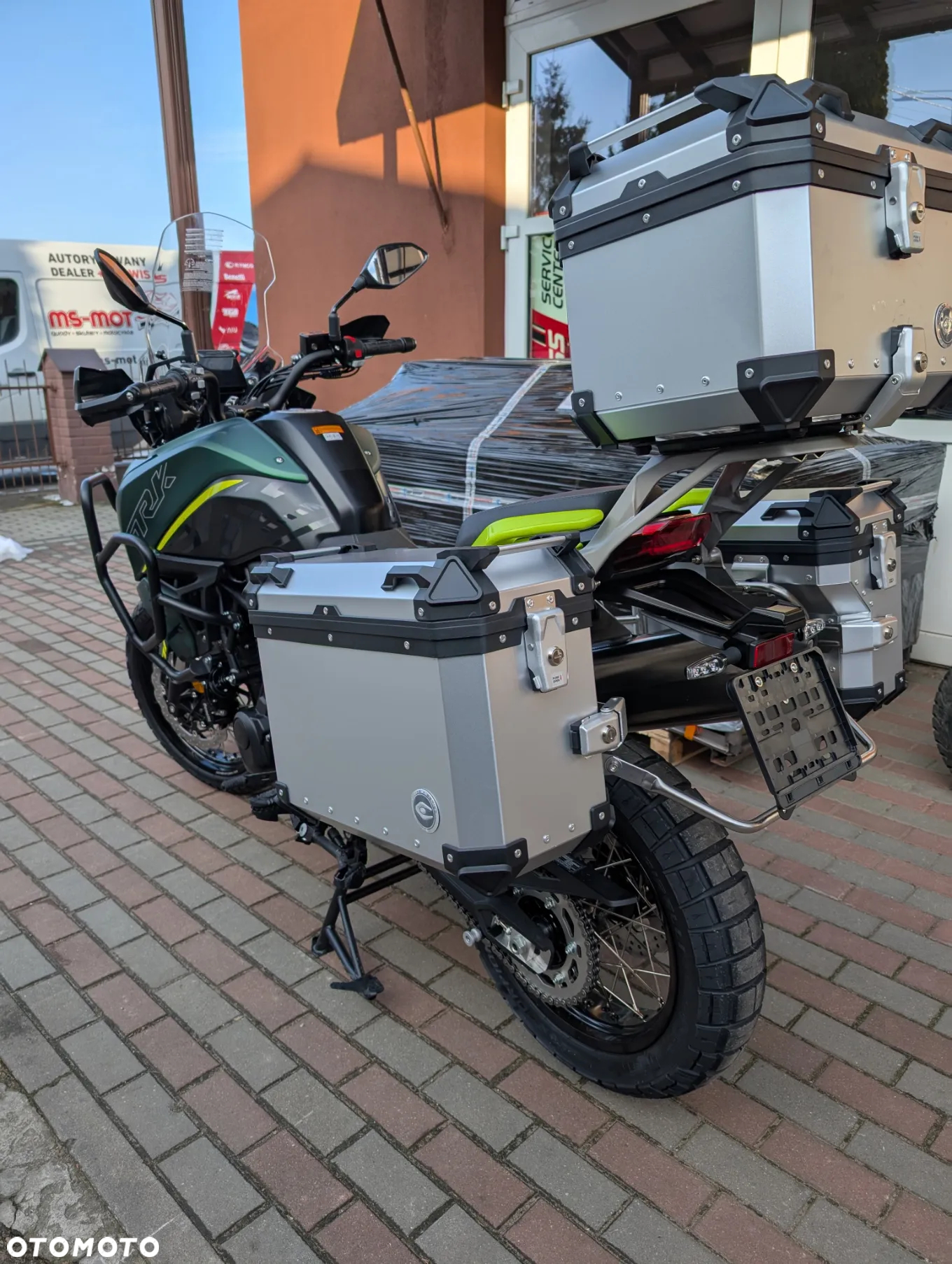 Benelli TRK 702X - 4