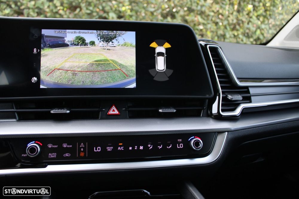 Kia Sportage 1.6 T-GDi HEV Tech - 17