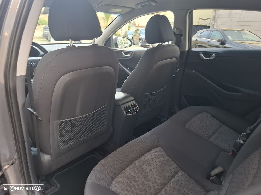 Hyundai Ioniq 28kWh Eletric Tech - 35
