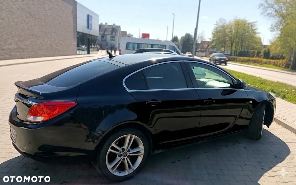 Opel Insignia - 2