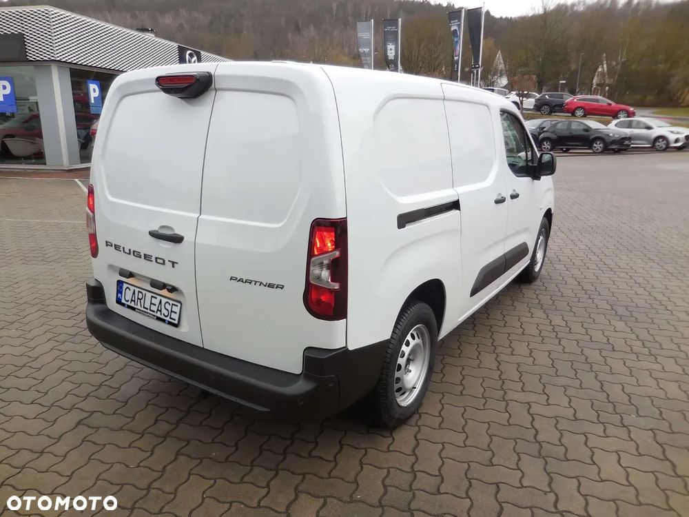 Peugeot Partner - 8