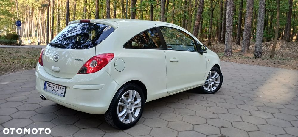 Opel Corsa 1.4 16V Enjoy - 6