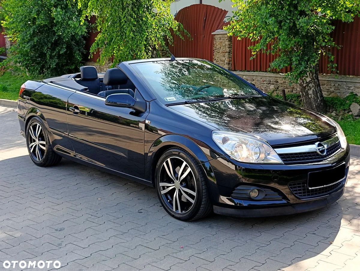 Opel Astra Twin Top 1.9 CDTI Cosmo - 1