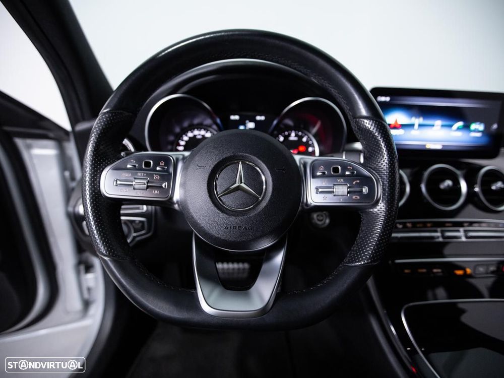 Mercedes-Benz C 220 — fotografia 17