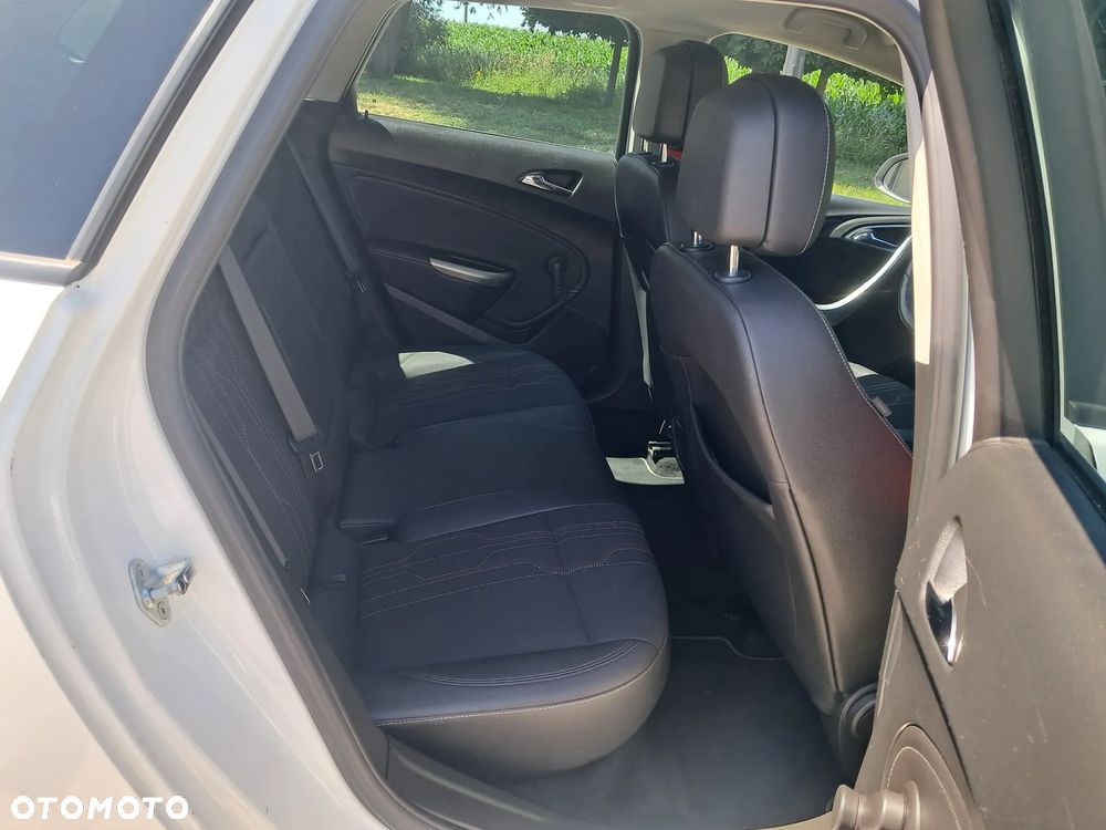 Opel Astra 1.4 Turbo - 16