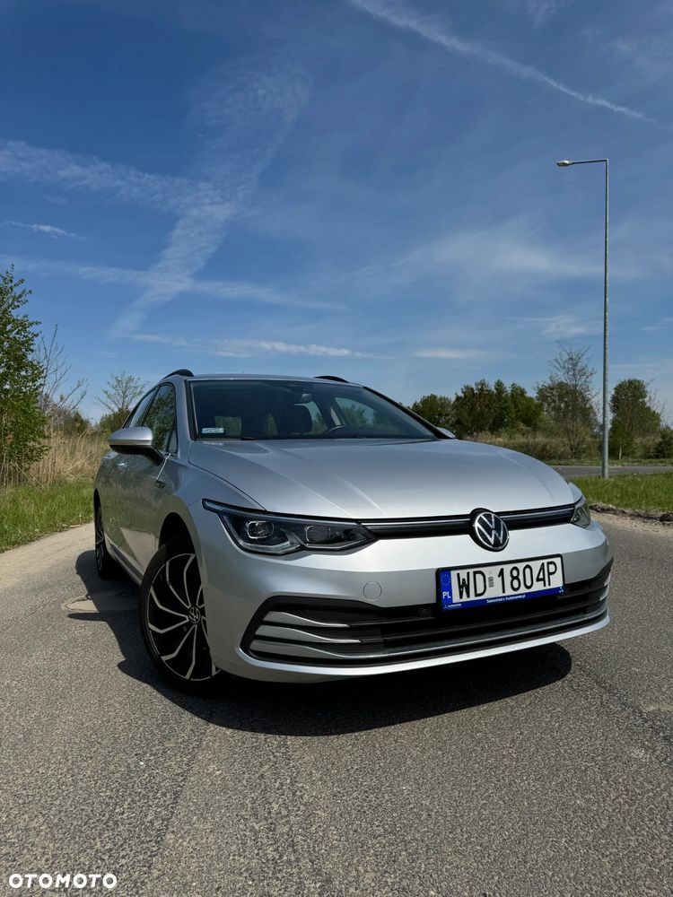 Volkswagen Golf 1.5 eTSI EVO Style DSG - 1