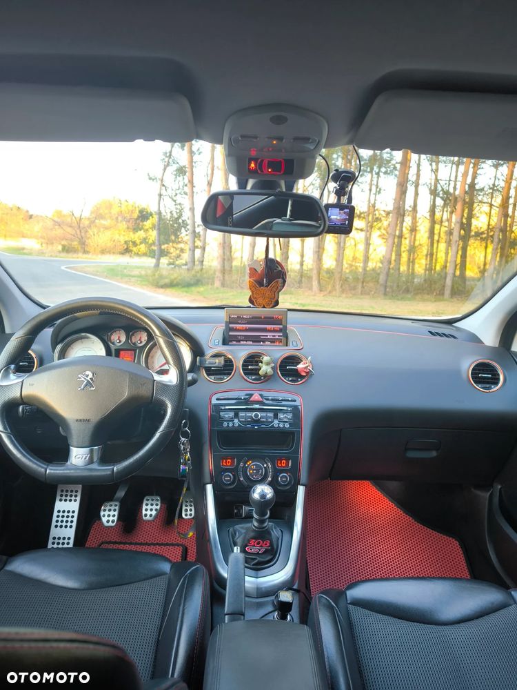 Peugeot 308 - 18