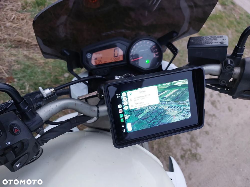Yamaha XJ - 6