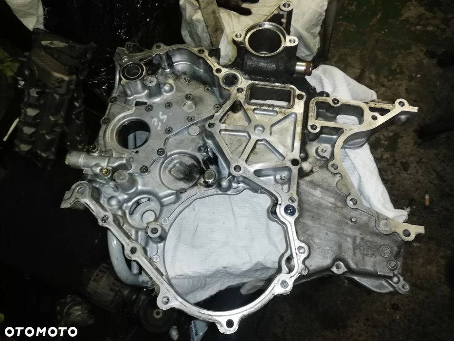 Obudowa osłona rozrządu Nissan patrol zd30 3.0d