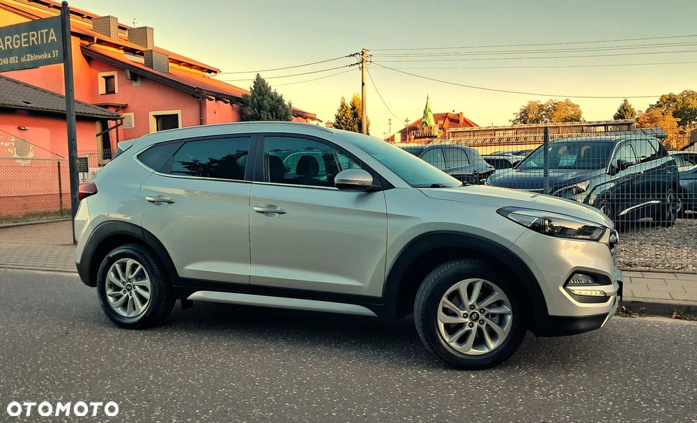 Hyundai Tucson - 2