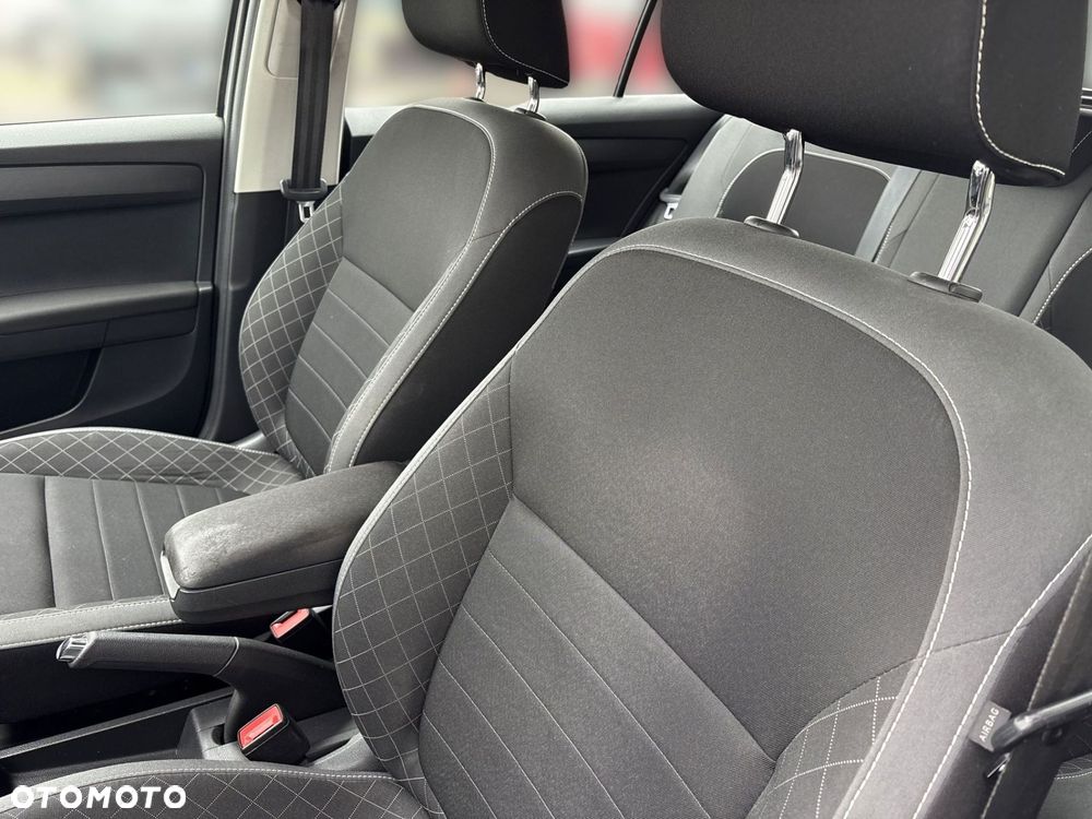 Skoda Fabia 1.0 TSI Ambition - 11