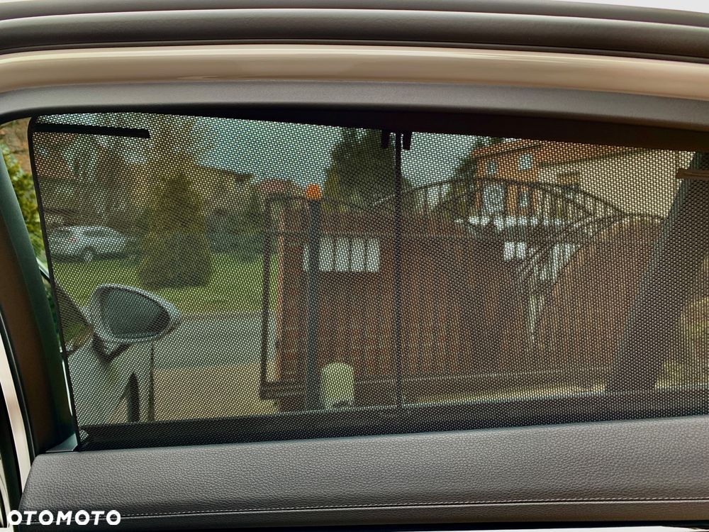 Porsche Panamera - 24