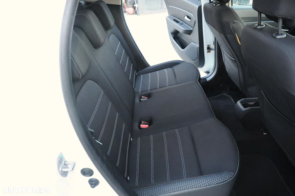 Dacia Duster 1.5 dCi 4x2 Prestige - 8