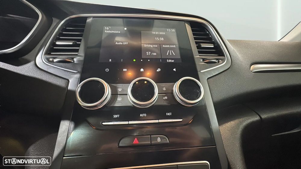 Renault Mégane Sport Tourer - 13