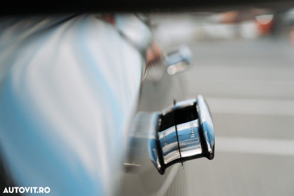 Mercedes-Benz E - 15