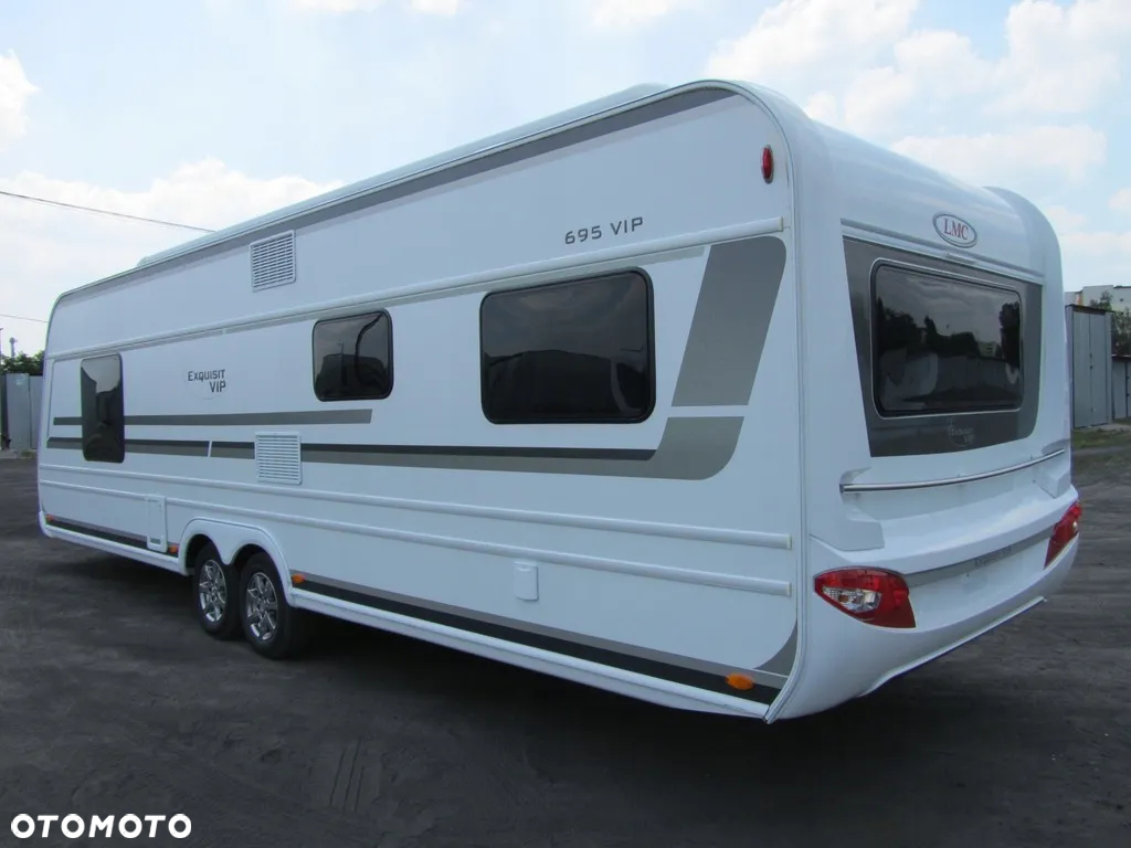 LMC 695 VIP - 2