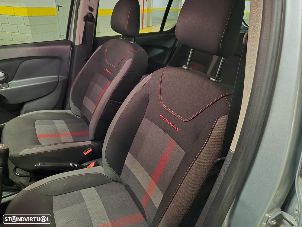 Dacia Sandero 0.9 TCe Stepway - 22