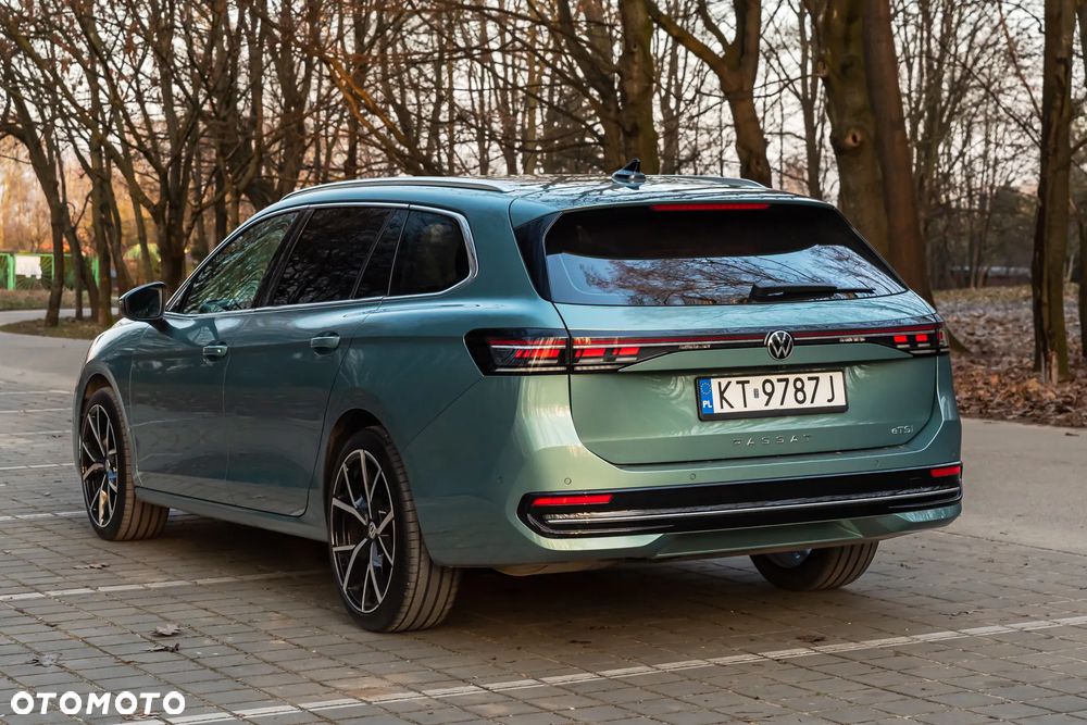 Volkswagen Passat - 5