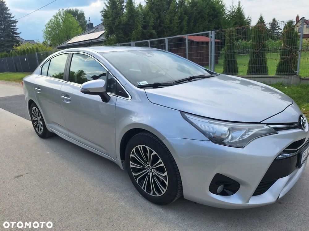 Toyota Avensis 1.8 Active MS - 2