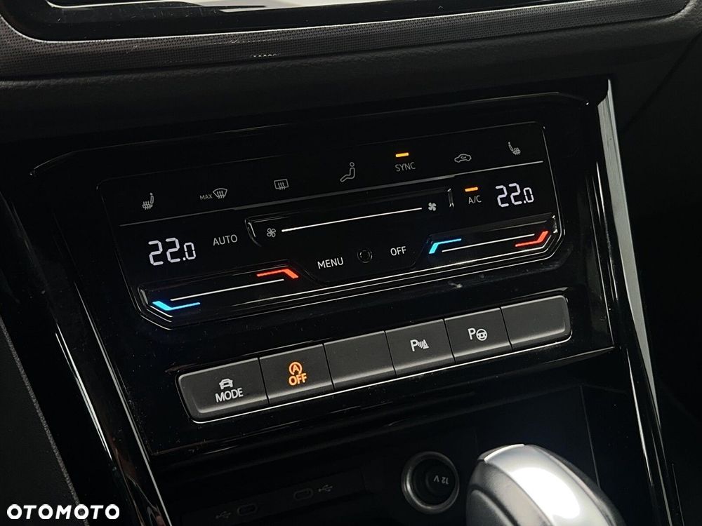 Volkswagen Touran - 19