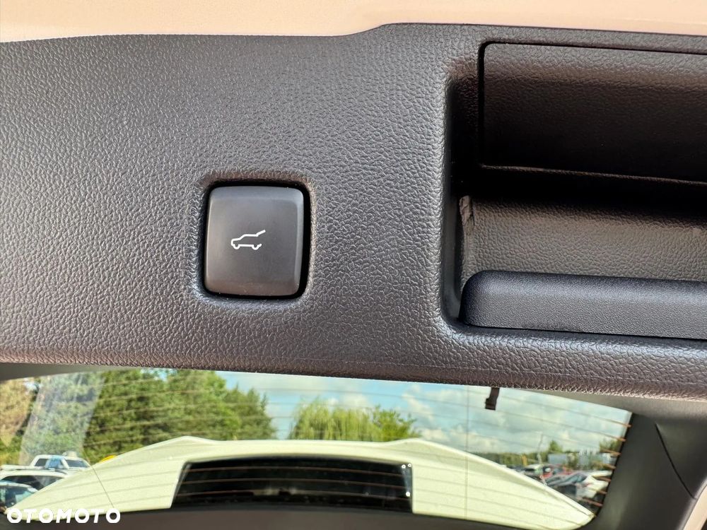 Ford Kuga 1.5 EcoBoost 4x4 ST-Line - 28