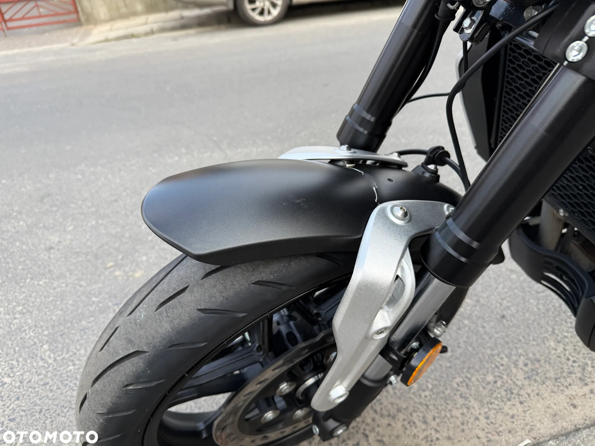VOGE 300AC - 14