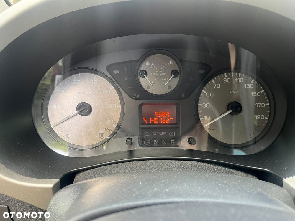 Peugeot Partner 120 VTi Active - 9