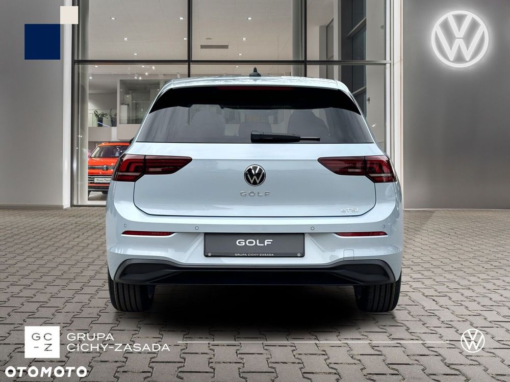 Volkswagen Golf - 5